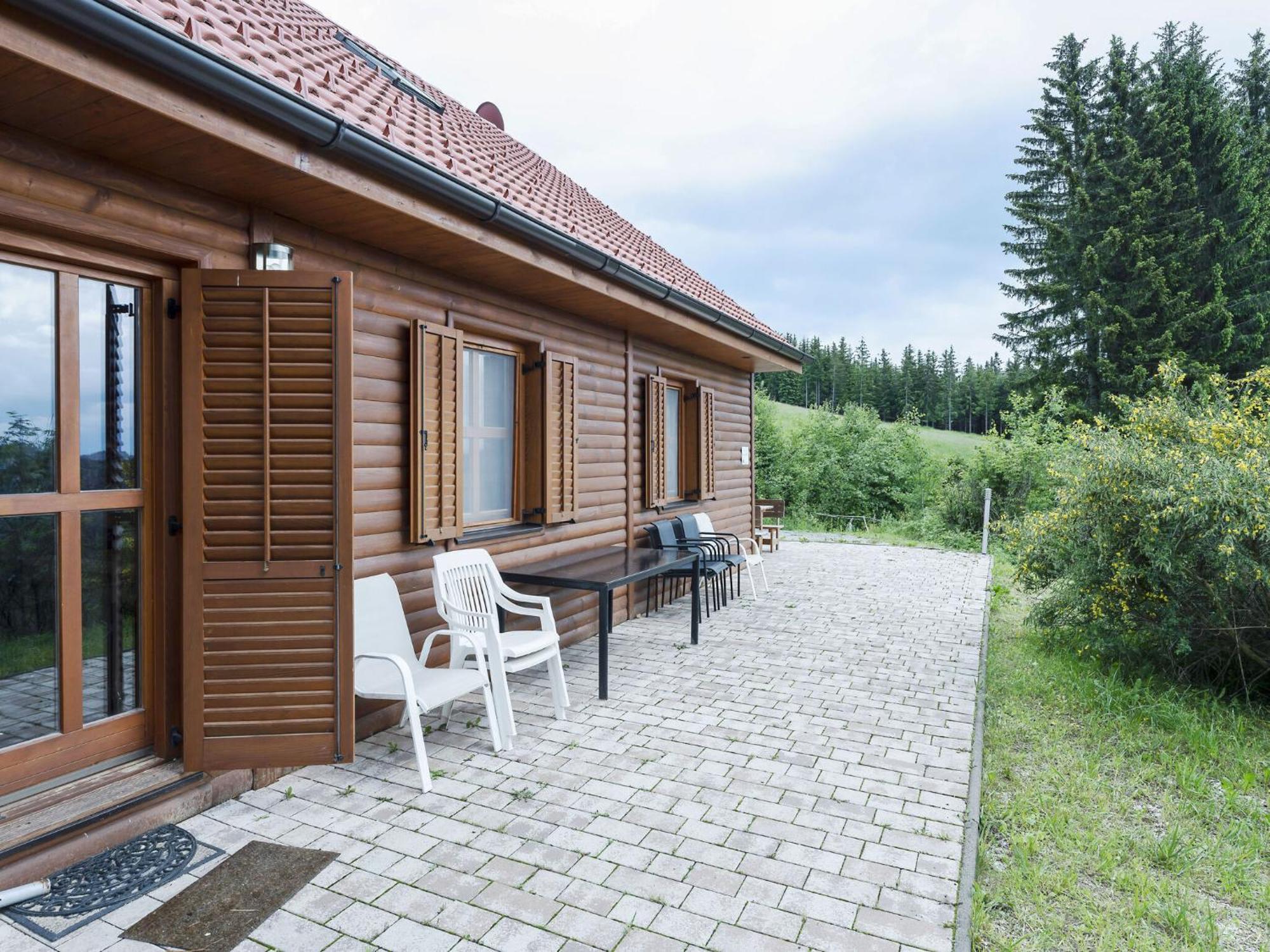 Detached Wooden Chalet In Liebenfels Carinthia Near The Simonh He Ski Area Eksteriør billede